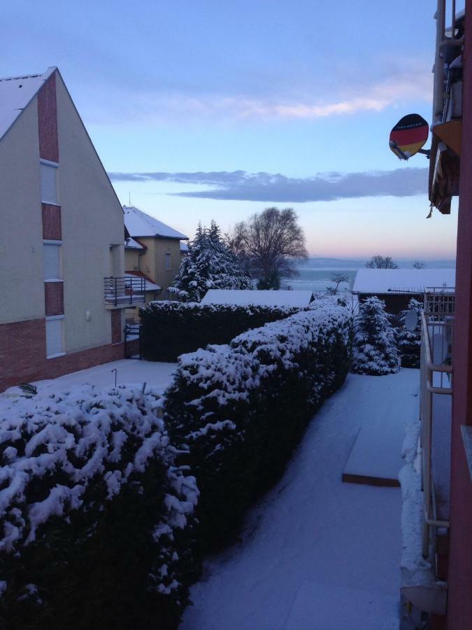 Aranypart Apartman Siófok Exteriör bild